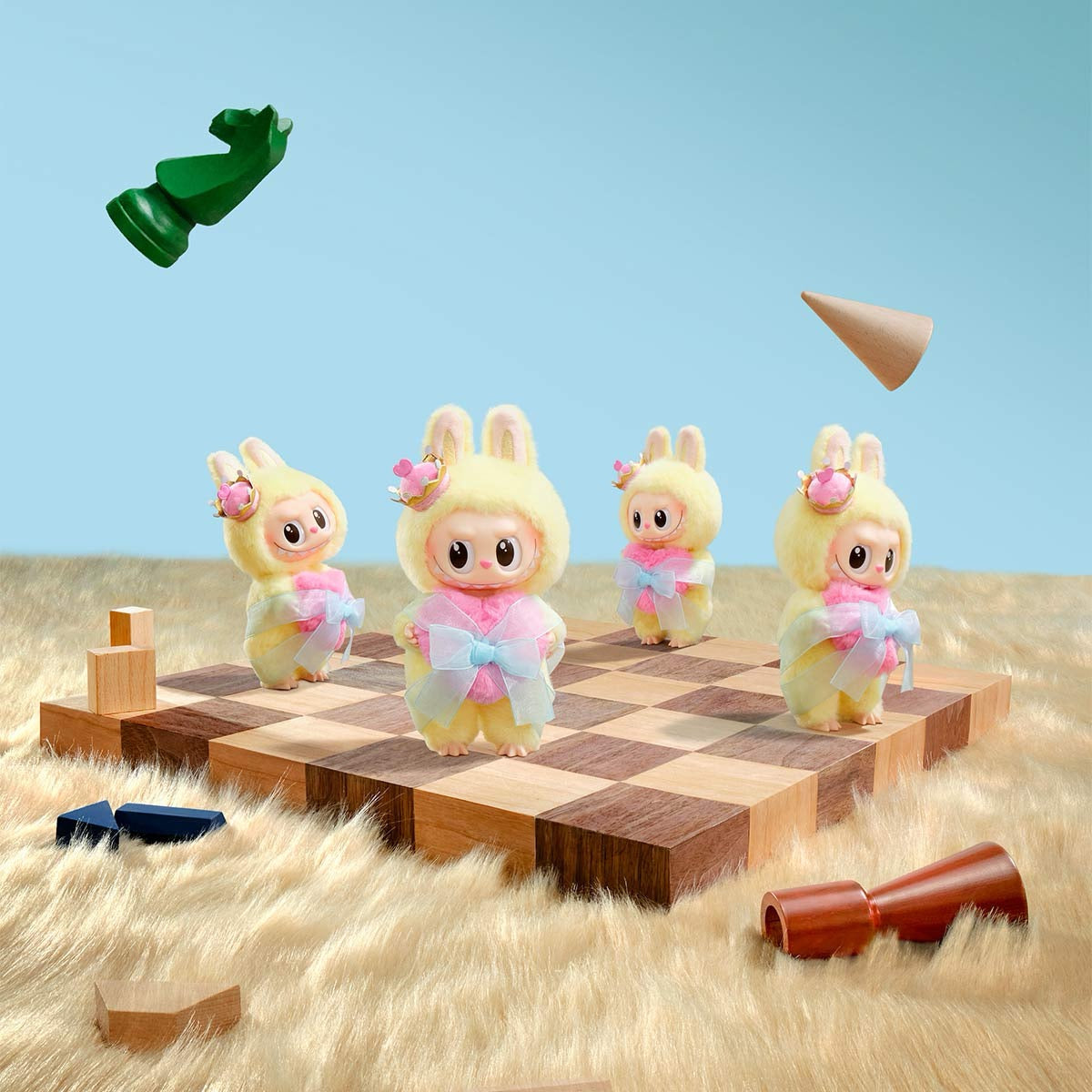 THE MONSTERS - LET'S CHECKMATE SERIES Vinyl Plush Hanging Card